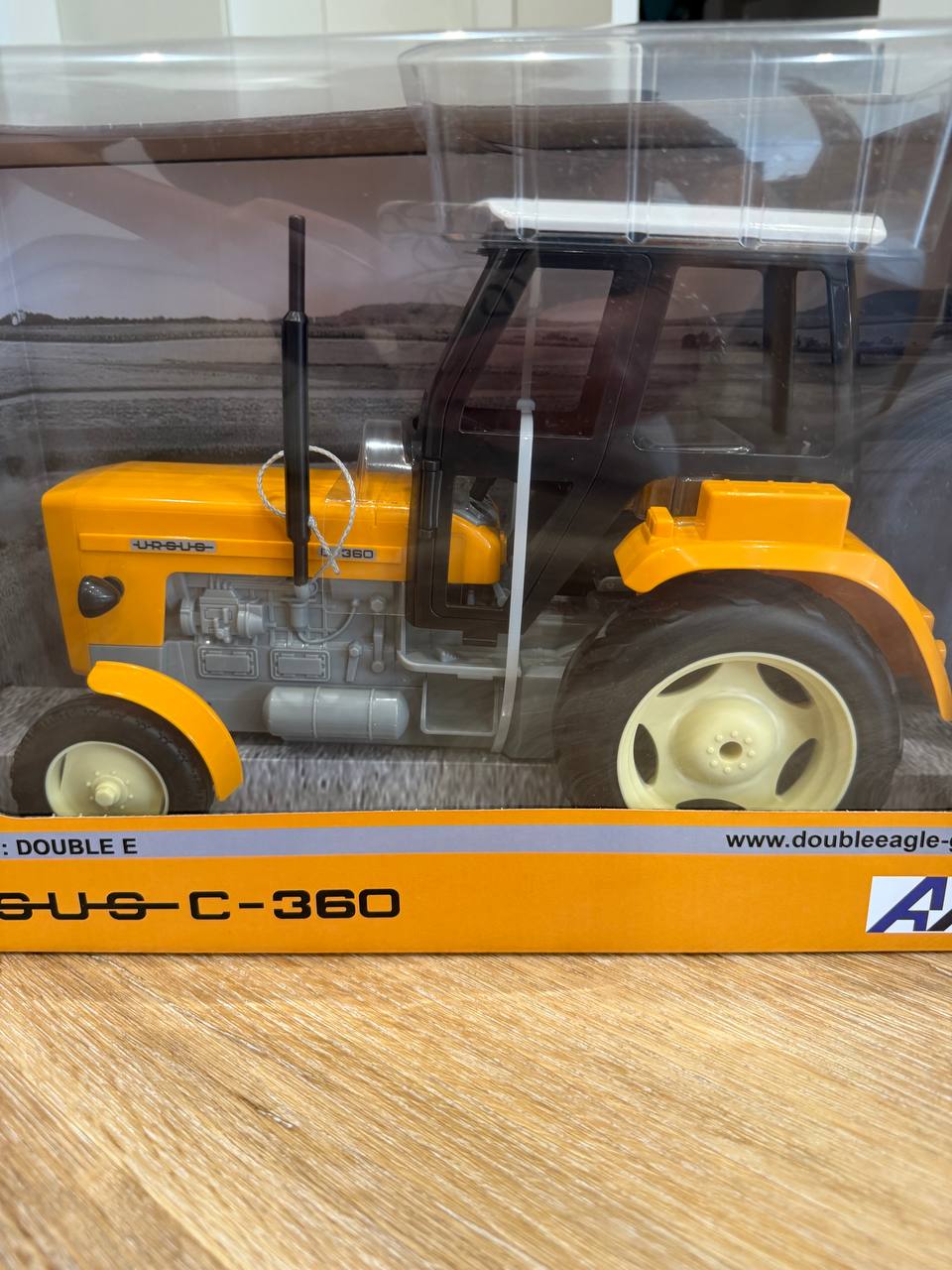 Traktor manualny Ursus C-360 Double Eagle żółty - zabawki-dla-dziewczynki
