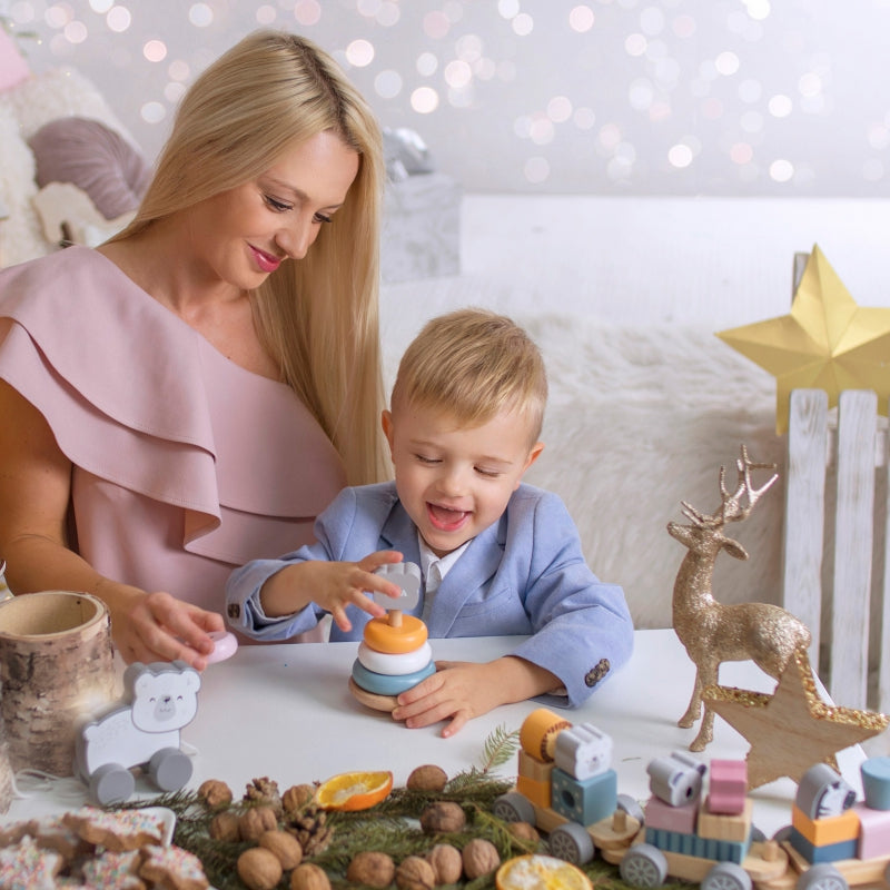 VIGA PolarB Zestaw Drewniana Piramidka + Przebijanka z Młoteczkiem Miś Polarny Montessori - zabawki-dla-dziewczynki