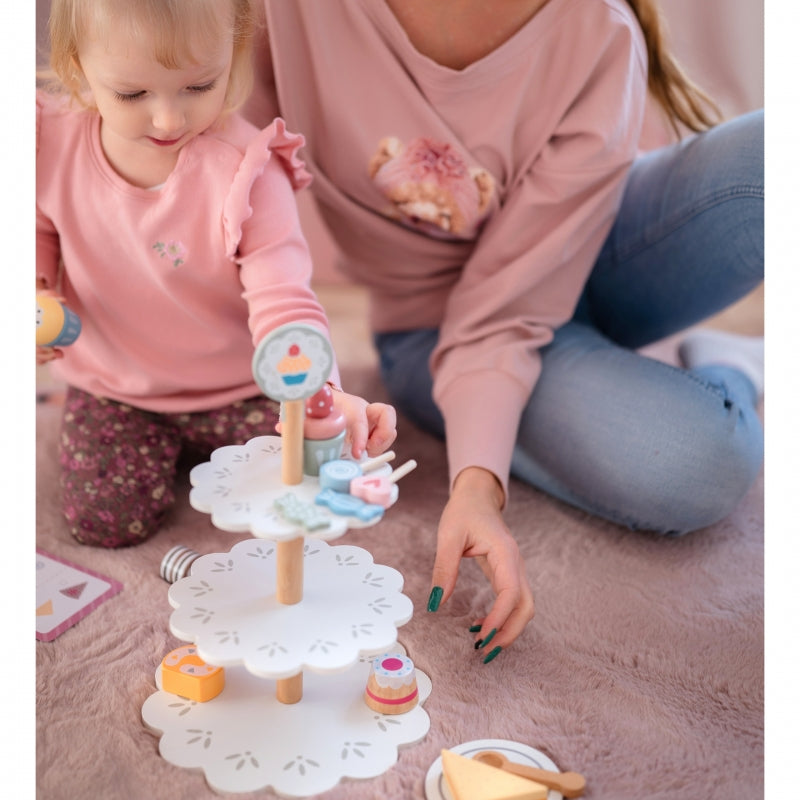 Dziecko bawi się zestawem TOOKY TOY